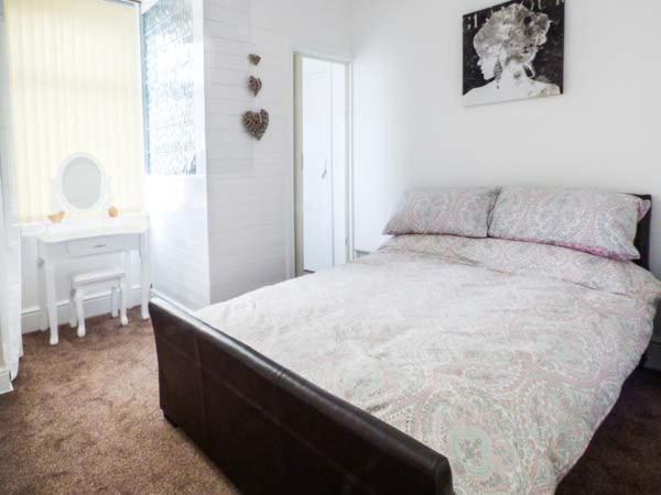 Apartment Flat 2 *